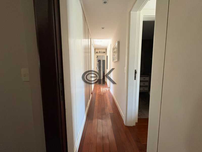 PRÓXIMA À PRAIA - EDK VENDE - COBERTURA DUPLEX 4 SUÍTES - JARDIM OCEÂNICO - BARRA DA TIJUCA - RJ - 1131