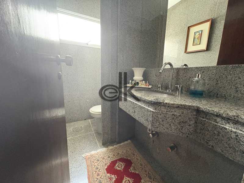 PRÓXIMA À PRAIA - EDK VENDE - COBERTURA DUPLEX 4 SUÍTES - JARDIM OCEÂNICO - BARRA DA TIJUCA - RJ - 1131