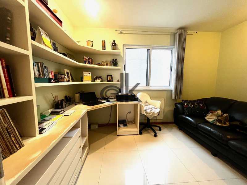 PRÓXIMA À PRAIA - EDK VENDE - JARDIM OCEÂNICO 3 SUÍTES - BARRA DA TIJUCA - RJ - 1132