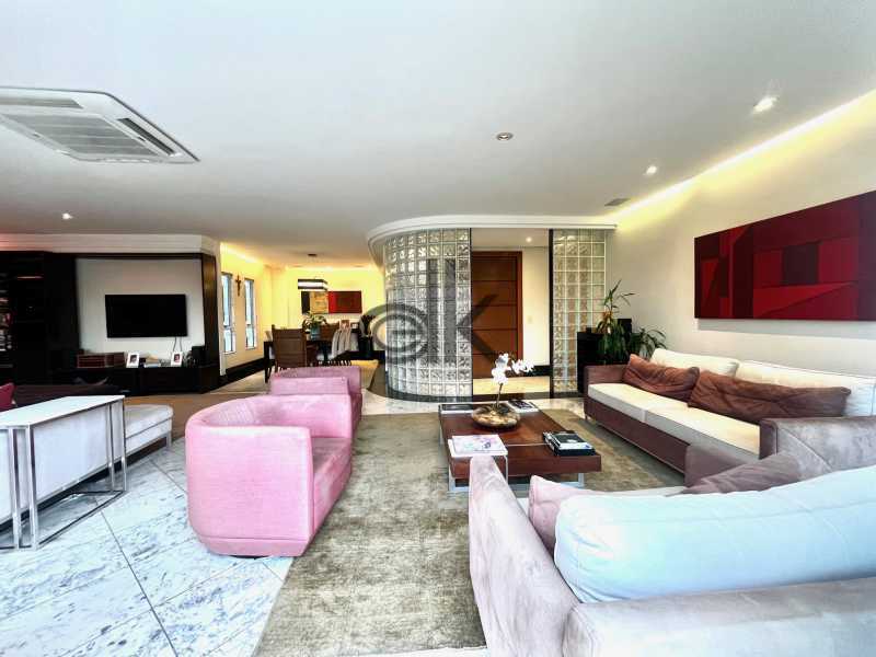 EDK VENDE - JARDIM OCEÂNICO 3 SUÍTES - BARRA DA TIJUCA - RJ