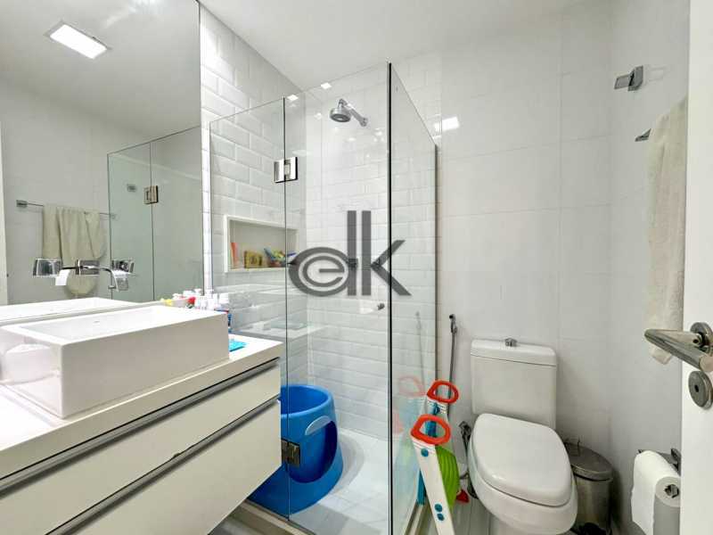 PRÓXIMA À PRAIA - EDK VENDE- COB LINEAR - JARDIM OCEÂNICO - BARRA DA TIJUCA - RJ - 1137