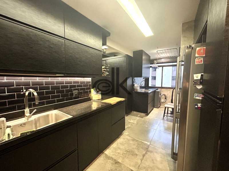 EDK VENDE - APARTAMENTO EM CONDOMÍNIO 4 QUARTOS TRANSFORMADOS EM 2 - BARRA DA TIJUCA - RJ 