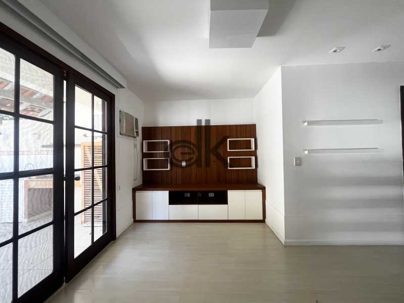 EDK VENDE - CASA TRIPLEX - JARDIM OCEÂNICO - CONDOMÍNIO FECHADO - BARRA DA TIJUCA - RJ
