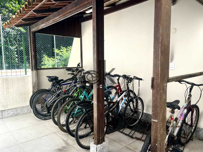 EDK VENDE - CASA TRIPLEX - JARDIM OCEÂNICO - CONDOMÍNIO FECHADO - BARRA DA TIJUCA - RJ