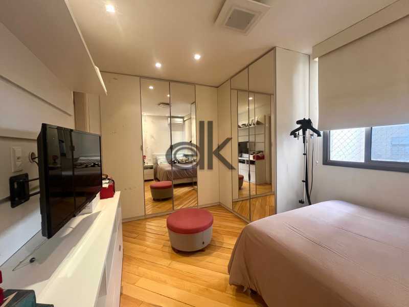 EDK VENDE - JARDIM OCEÂNICO - 4 QUARTOS (2 SUÍTES) - 3 VAGAS - 174M² - BARRA DA TIJUCA - RJ