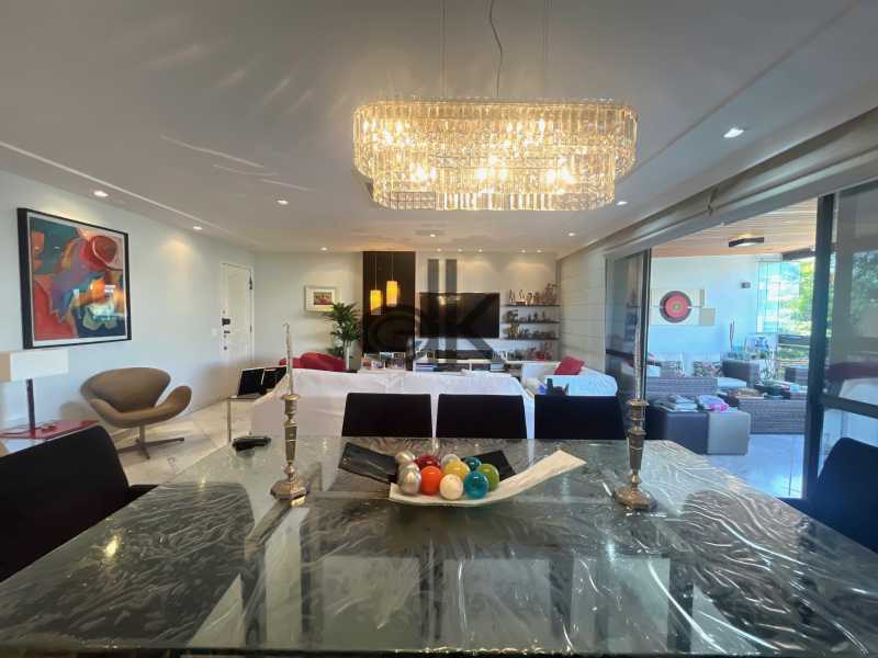 EDK VENDE - JARDIM OCEÂNICO - 4 QUARTOS (2 SUÍTES) - 3 VAGAS - 174M² - BARRA DA TIJUCA - RJ