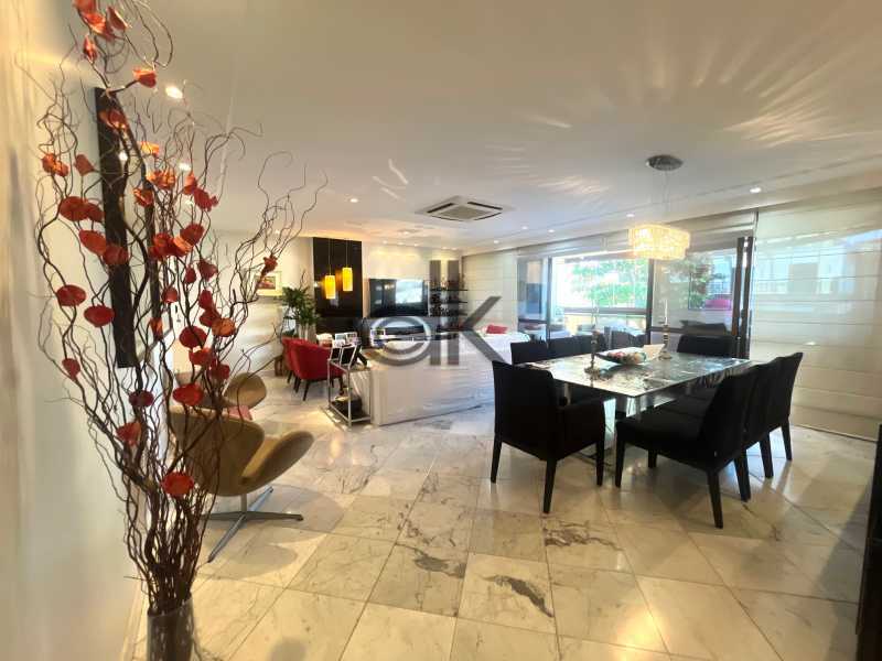 EDK VENDE - JARDIM OCEÂNICO - 4 QUARTOS (2 SUÍTES) - 3 VAGAS - 174M² - BARRA DA TIJUCA - RJ