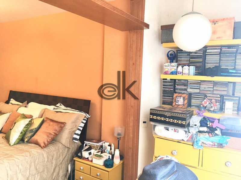 EDK VENDE - JARDIM OCEÂNICO - 5 QUARTOS (2 SUÍTES) - 3 VAGAS - BARRA DA TIJUCA - RJ