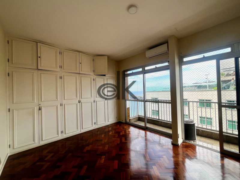 EDK VENDE - COPACABANA - COBERTURA DUPLEX FRONTAL MAR - RJ