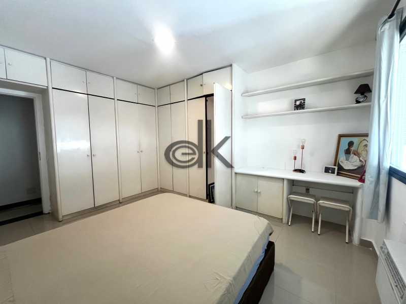 EDK VENDE - JARDIM OCEÂNICO - COBERTURA LINEAR - 4 QUARTOS (3 SUÍTES) - BARRA DA TIJUCA - RJ