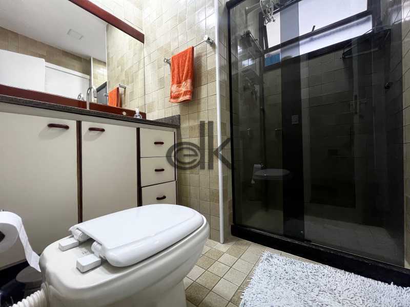 EDK VENDE - JARDIM OCEÂNICO - COBERTURA LINEAR - 4 QUARTOS (3 SUÍTES) - BARRA DA TIJUCA - RJ