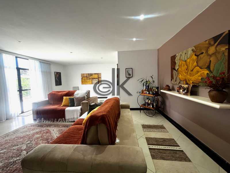 EDK VENDE - JARDIM OCEÂNICO - COBERTURA LINEAR - 4 QUARTOS (3 SUÍTES) - BARRA DA TIJUCA - RJ