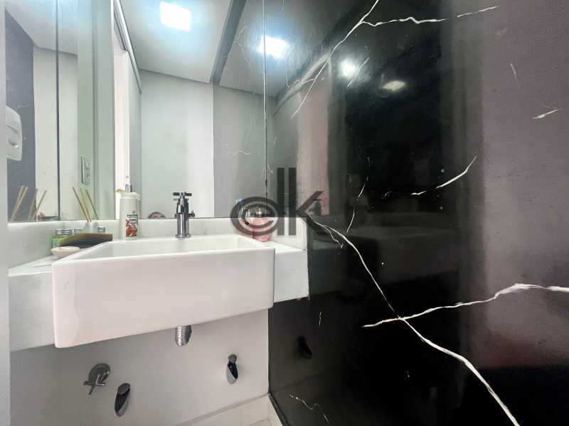 PRÓXIMA À PRAIA - EDK VENDE - JARDIM OCEÂNICO - COBERTURA DUPLEX 4 SUÍTES - BARRA DA TIJUCA - RJ - 1169