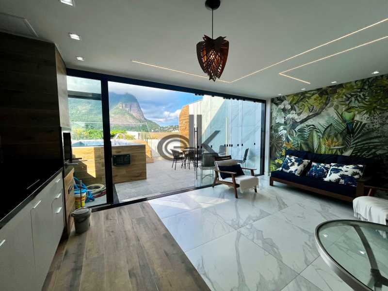 EDK VENDE - JARDIM OCEÂNICO - COBERTURA DUPLEX 4 SUÍTES - BARRA DA TIJUCA - RJ