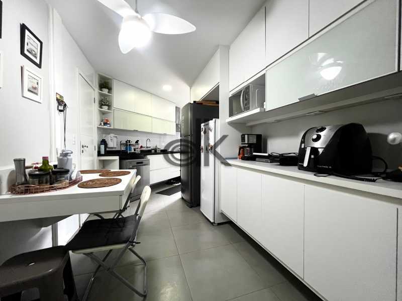 EDK VENDE -  CONDOMÍNIO MEDITERRÂNEO 3 QUARTOS + DEPENDÊNCIA - BARRA DA TIJUCA - RJ