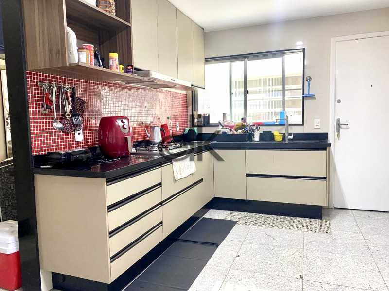 EDK VENDE - JARDIM OCEÂNICO 3 QUARTOS (1 SUÍTE) E 2 CANADENSE - BARRA DA TIJUCA - RJ