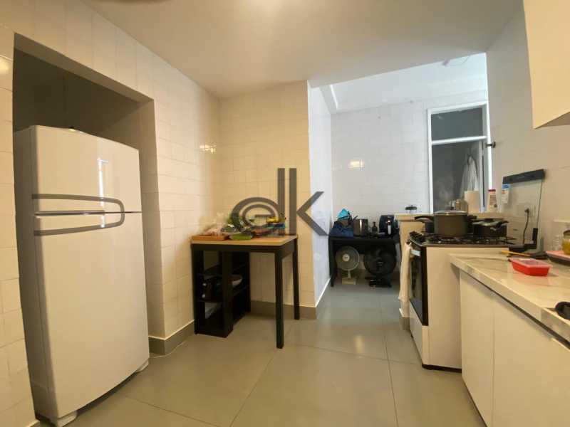 EDK VENDE - APARTAMENTO 2 QUARTOS (1 SUÍTE) + DEPENDÊNCIA - JARDIM OCEÂNICO - BARRA DA TIJUCA - RJ