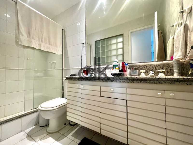 EDK VENDE -  COBERTURA DUPLEX EM CONDOMÍNIO POSTO 3 - BARRA DA TIJUCA - RJ