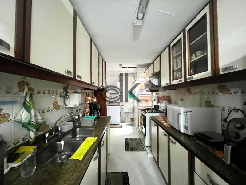 PRÓXIMA À PRAIA - EDK VENDE - JARDIM OCEÂNICO - 3 QUARTOS (1 SUÍTE) + DEPENDÊNCIA - BARRA DA TIJUCA - RJ - 1185