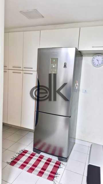 PRÓXIMA À PRAIA - EDK VENDE - JARDIM OCEÂNICO - 4 QUARTOS TRANSFORMADOS EM 3 SUÍTES - BARRA DA TIJUCA - RJ - 1188