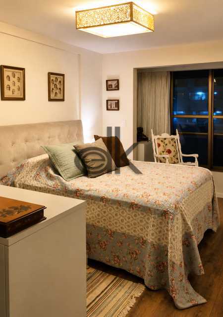 PRÓXIMA À PRAIA - EDK VENDE - JARDIM OCEÂNICO - 4 QUARTOS TRANSFORMADOS EM 3 SUÍTES - BARRA DA TIJUCA - RJ - 1188