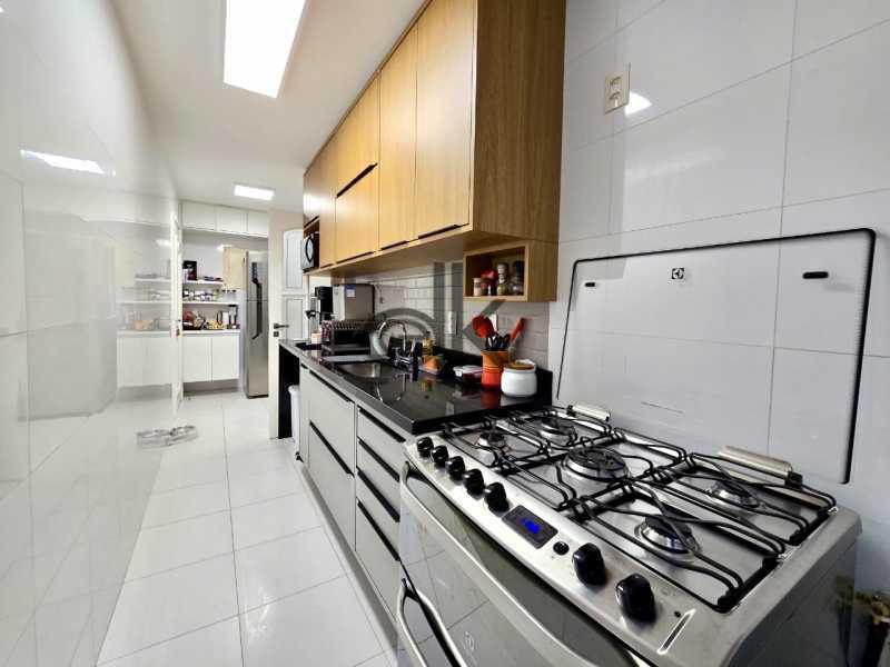 Conheça COZINHA do imóvel - Apartamento 3 quartos à venda Jardim Oceanico, Rio de Janeiro - R$ 2.200.000 - 1235 - 21 COZINHA - 21