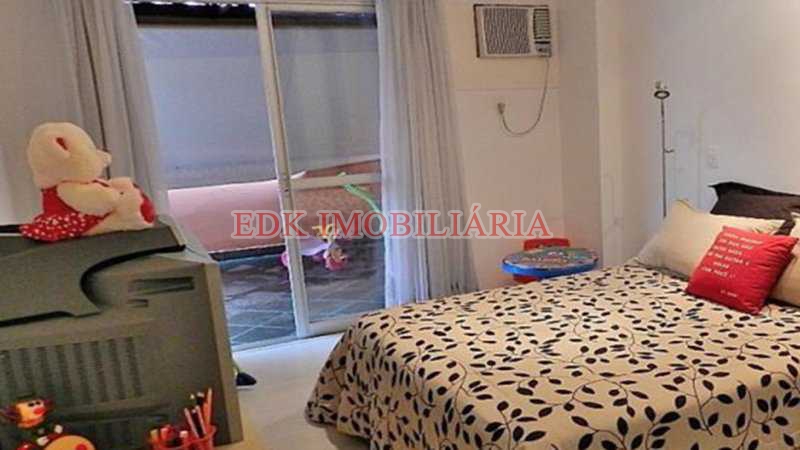 EDK- VENDE COBERTURA LINEAR 4 SUÍTES- JARDIM OCEÂNICO - BARRA DA TIJUCA -RJ
