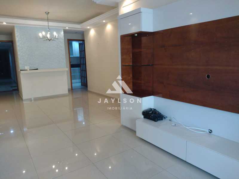 Apartamento em Penha Circular