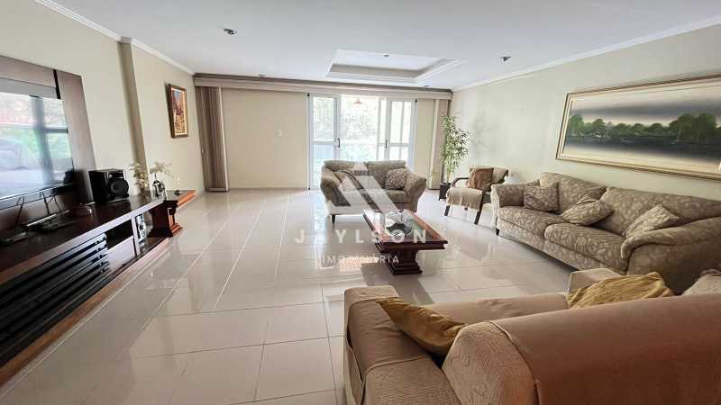 Apartamento em Vila Valqueire