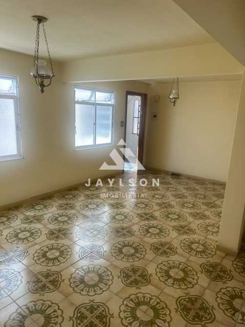 Apartamento em Penha Circular