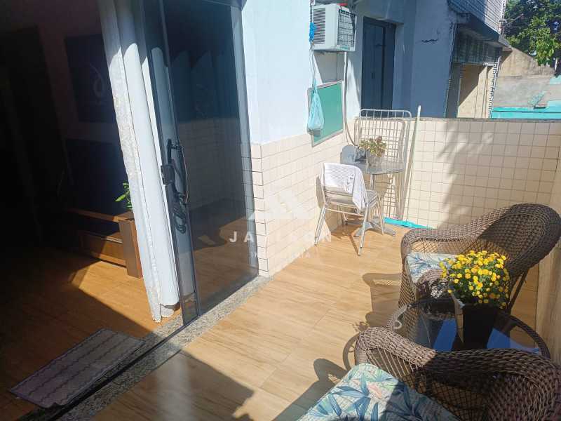 Apartamento em Penha Circular