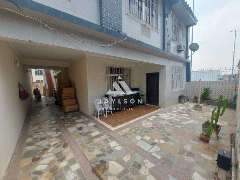 Casa Duplex em Vista Alegre