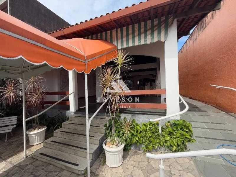 Casa em Bento Ribeiro