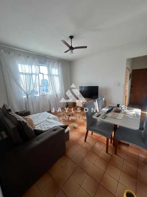 Apartamento em Parada de Lucas