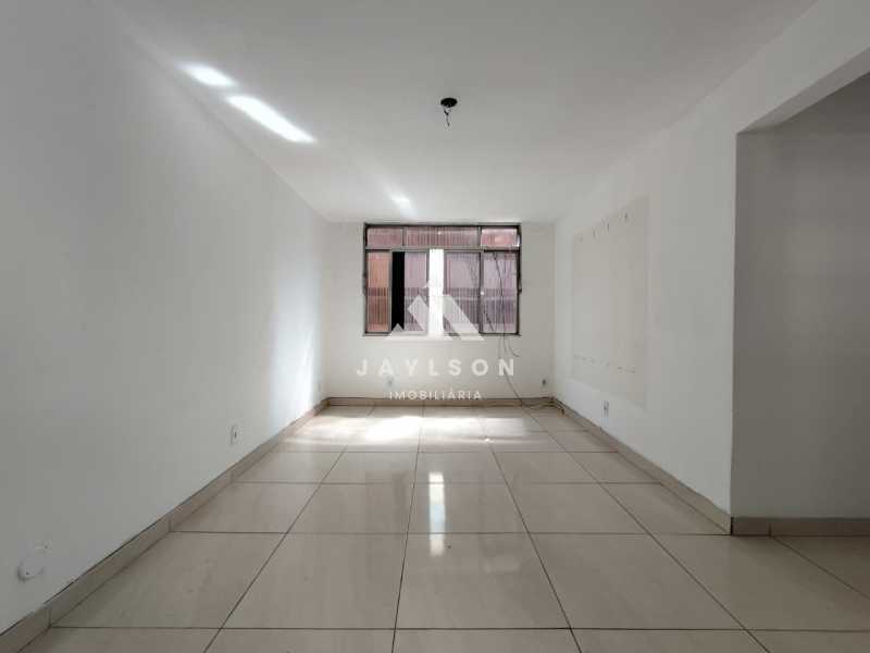 Apartamento em Penha Circular