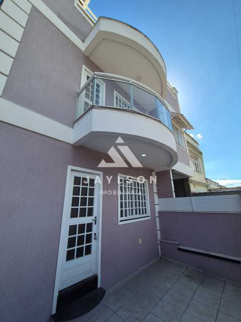 Casa Triplex em Vila Kosmos