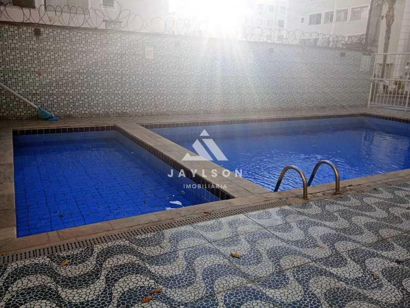 Apartamento em Honório Gurgel