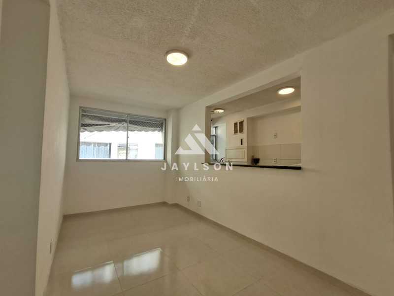 Apartamento em Honório Gurgel