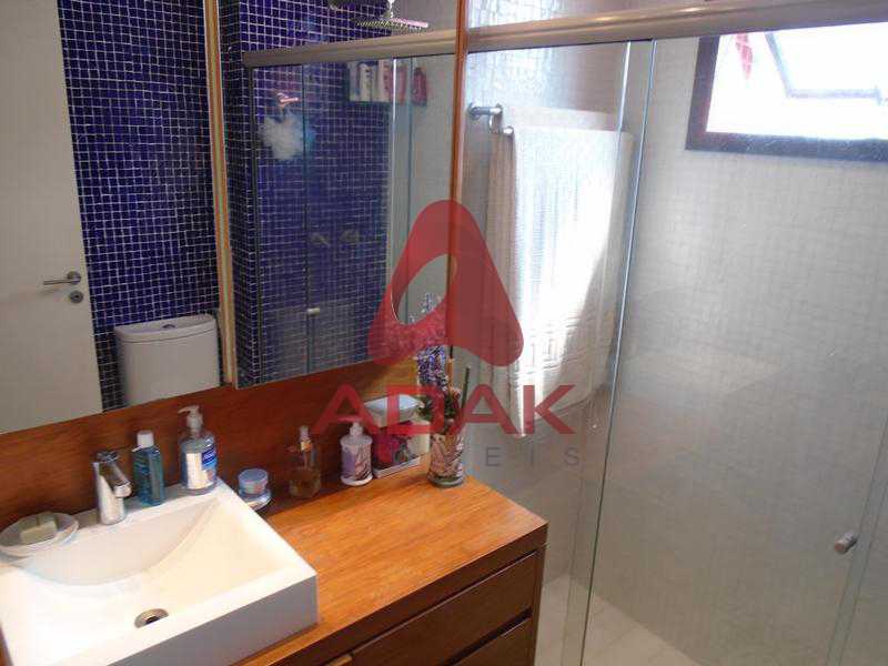 Conheça 16. do imóvel - Cobertura 3 quartos à venda Rio de Janeiro,RJ Laranjeiras - R$ 2.600.000 - LACO30025 - 17 16. - 17