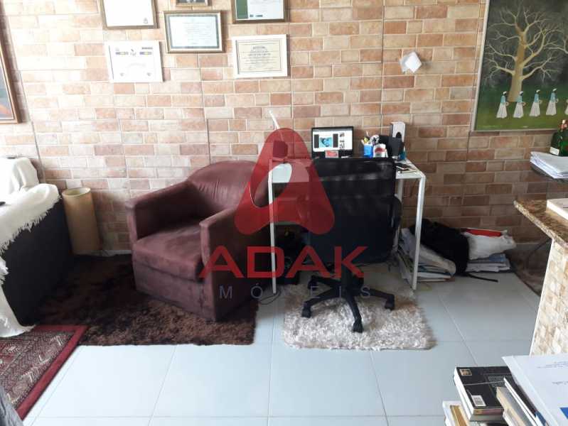 Conheça fa745287-efdb-4745-aedd-9c3b8f do imóvel - Apartamento à venda Rio de Janeiro,RJ Laranjeiras - R$ 320.000 - LAAP00180 - 17 fa745287-efdb-4745-aedd-9c3b8f - 17