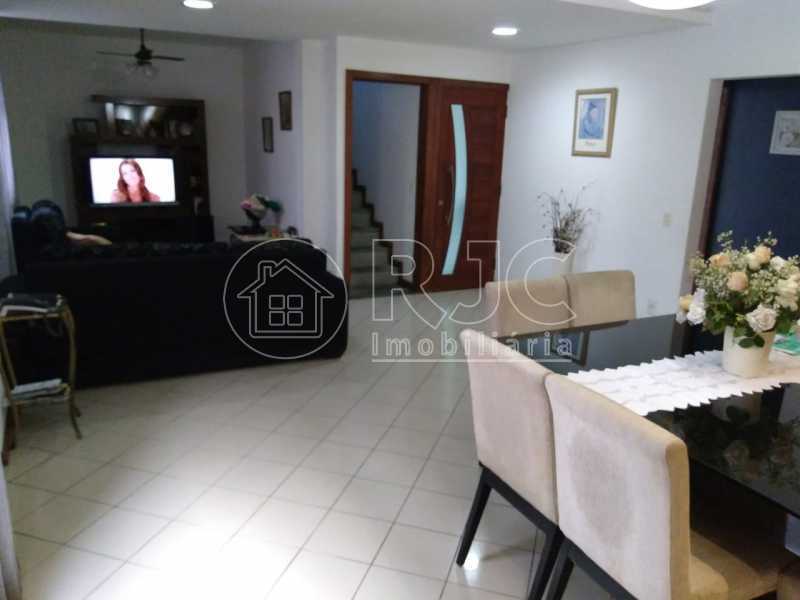 Conheça foto4 do imóvel - Casa em Condomínio à venda Rua Bom Pastor, Tijuca, Rio de Janeiro - R$ 960.000 - MBCN40028 - 4 foto4 - 4