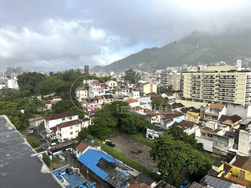 Conheça 02 do imóvel - Cobertura à venda Rua Barão de Mesquita, Tijuca, Rio de Janeiro - R$ 730.000 - MBCO30520 - 2 02 - 2
