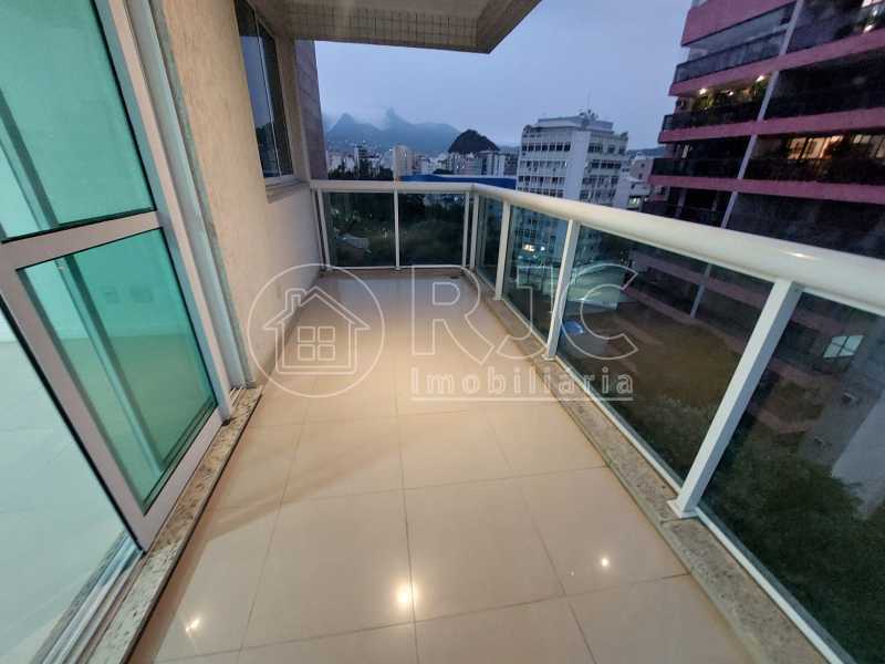 Conheça 2 do imóvel - Cobertura à venda Rua Martins Pena, Tijuca, Rio de Janeiro - R$ 1.590.000 - MBCO30549 - 2 2 - 2