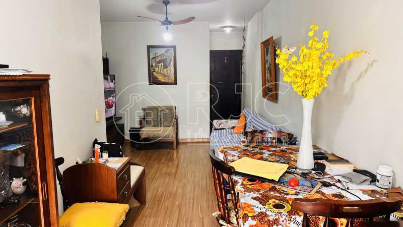 Conheça 3 do imóvel - Apartamento à venda Rua Uruguai, Tijuca, Rio de Janeiro - R$ 380.000 - MBAP11328 - 4 3 - 4
