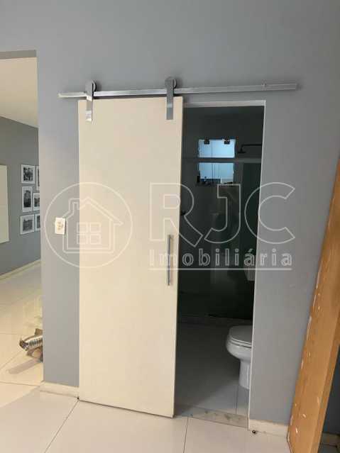 Conheça 4. do imóvel - Apartamento à venda Rua Deputado Soares Filho, Tijuca, Rio de Janeiro - R$ 280.000 - MBAP11366 - 4 4. - 4