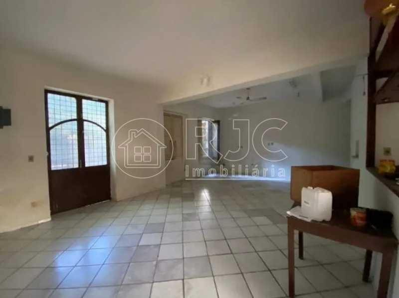 Conheça 04 do imóvel - Casa à venda Rua Deputado Soares Filho, Tijuca, Rio de Janeiro - R$ 999.999 - MBCA40274 - 5 04 - 5