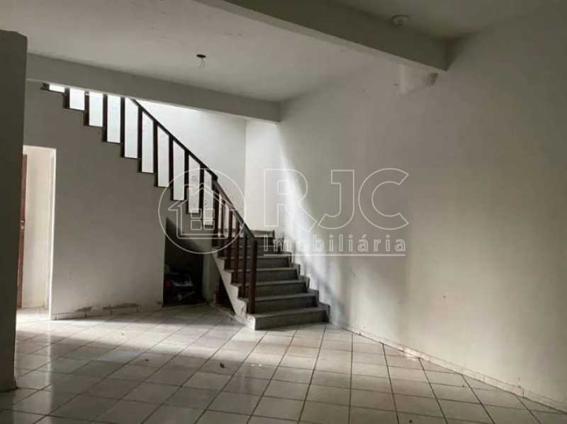 Conheça 05 do imóvel - Casa à venda Rua Deputado Soares Filho, Tijuca, Rio de Janeiro - R$ 999.999 - MBCA40274 - 8 05 - 8