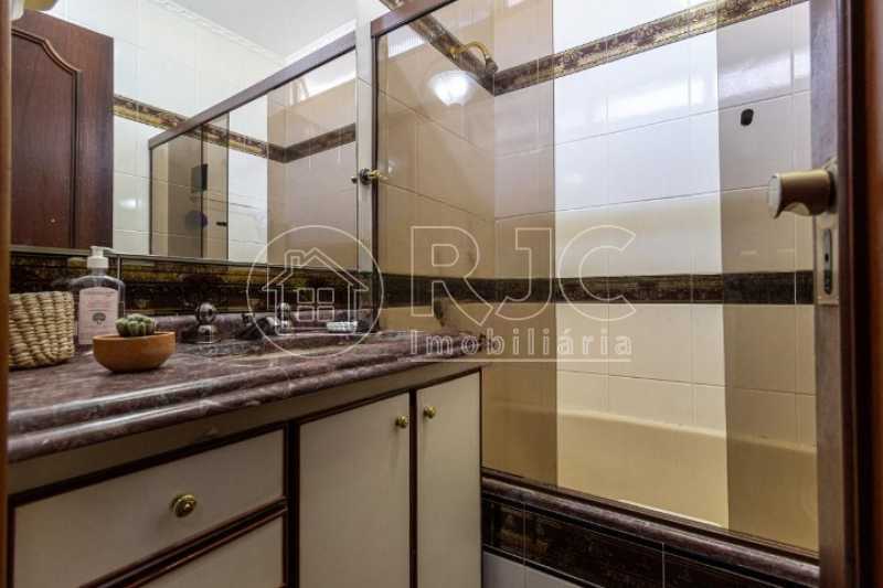 Conheça 16 do imóvel - Cobertura à venda Rua Dezoito de Outubro, Tijuca, Rio de Janeiro - R$ 1.479.000 - MBCO40245 - 15 16 - 15