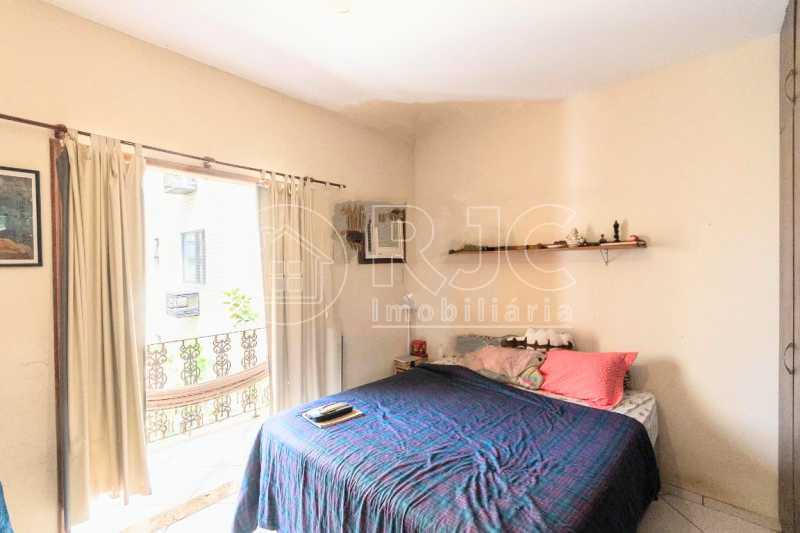 Conheça 894637819-504.17377782338366MV do imóvel - Casa de Vila à venda Rua Marquês de Valença, Tijuca, Rio de Janeiro - R$ 840.000 - MBCV30255 - 6 894637819-504.17377782338366MV - 6
