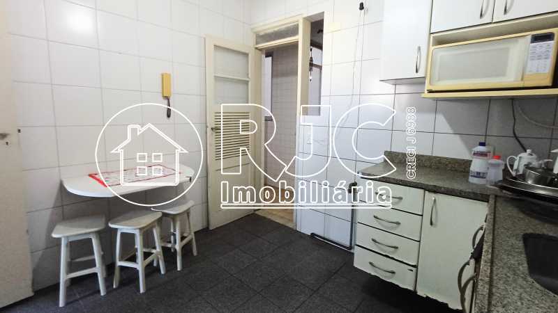 Conheça 20250721_113436~2 do imóvel - Apartamento à venda Rua Doutor Satamini, Tijuca, Rio de Janeiro - R$ 380.000 - MBAP35851 - 22 20250721_113436~2 - 22